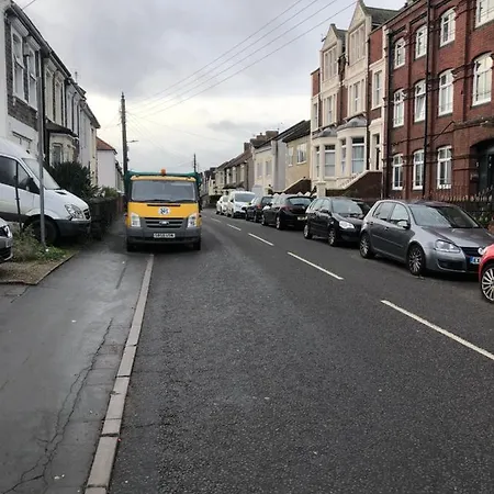2 Bedroom Flat In Kingswood Lejlighed Bristol
